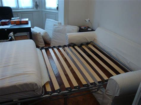 L'altezza del divano da chiuso è di 80cm, lunghezza 160cm e la p MOBILI ARREDAMENTO USATO VENDO MILANO: DIVANO LETTO ...