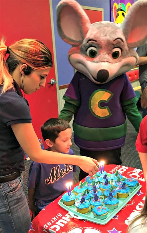 How To Rock A Chuck E Cheeses Birthday Party