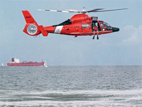 Us Coast Guard Mh 65 Dolphin Helicopters Washington Dc Usa