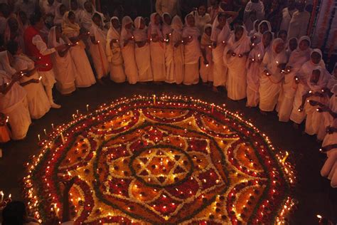 Hindus Celebrate Diwali The Festival Of Lights