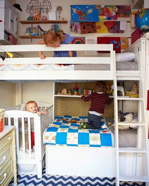 Lit adulte gain de place. 25 Idées de chambres partagées pour des enfants... Gain de ...