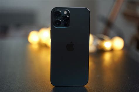 Leaks and rumors keep rolling in, revealing everything from the likely release date to the probable design, expected specs to some exciting new features. Avec l'iPhone 13 Pro, vous ne devriez plus avoir de ...