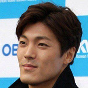 I was actually on my edge thinking he may just betray the girls eventually, but he was a pure nice guy. Lee Jae-yoon (TV Actor) - Bio, Facts, Family | Famous ...