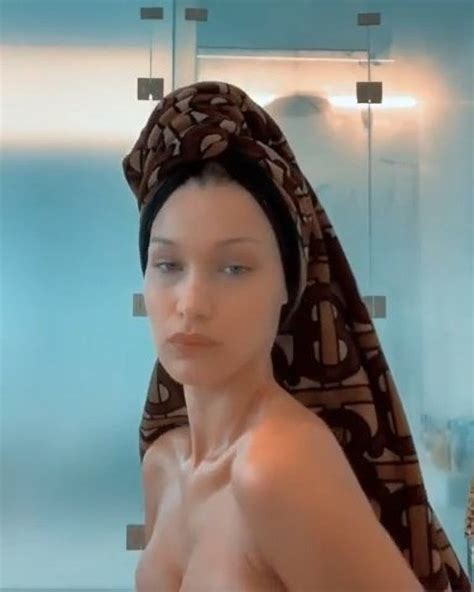 Bella Hadid Topless 4 Pics Video Thefappening Free Nude Porn Photos