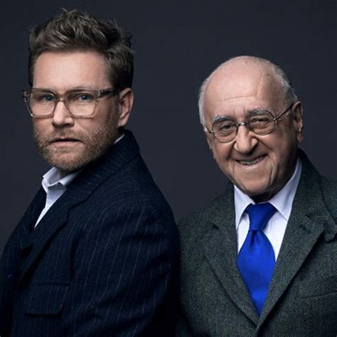 Der fernsehmoderator, buchautor und jurist ist im alter von 87 jahren gestorben, wie sein adoptivsohn mitteilte. Patrick Lindner: "Familie ist da, wo Liebe wohnt!" | GALA.de