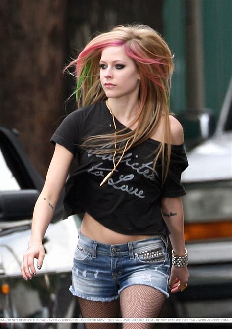 More Avril Pics On What The Hell Music Video Shoot Avril Lavigne Photo 17491236 Fanpop