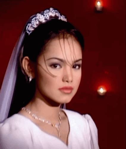Siti Nurhaliza Gelora Asmara GIF Siti Nurhaliza Gelora Asmara Wedding Dress Discover Share