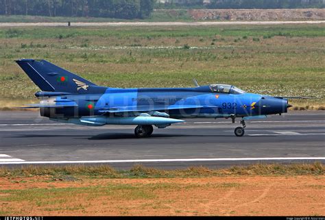 F932 Chengdu F 7bg Bangladesh Air Force M Azizul Islam Jetphotos