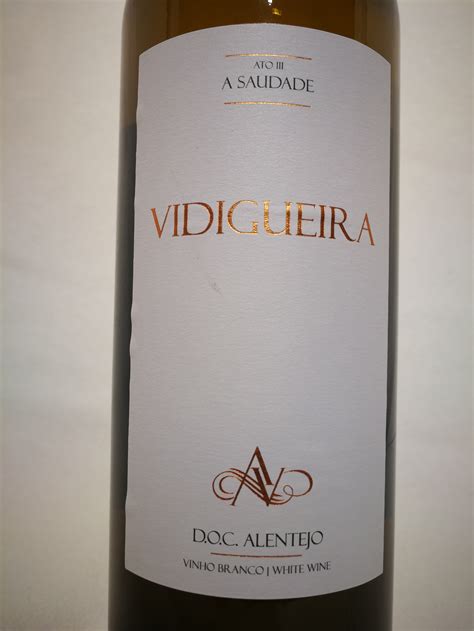At the top are the denominação de origem controlada (or docs) which are quality wines produced in specified regions (qwpsr) under the european union wine regulations and thus correspond roughly to the french appellation d'origine contrôlée (aoc) and spanish denominación de origen (do) classifications. Vidigueira, Branco, Adega Cooperativa Vidigueira, Alentejo ...