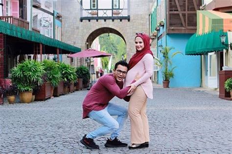 Syarul ridzwan kalau sebut sahaja nama ni pasti ramai yang kenal bukan? Sesi photoshoot isteri mengandung Saharul Ridzwan (7 ...