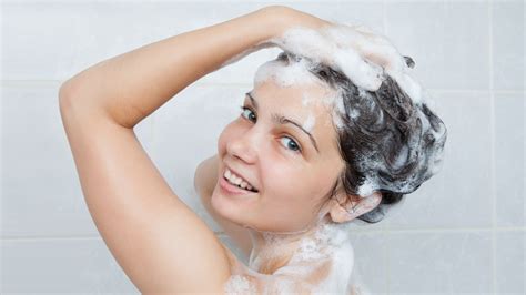 Know How To Wash Your Hair And Hair Scalp Properly