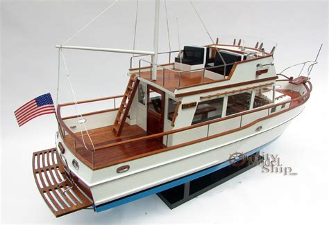 Grand Banks 32 Ready For Rc Handcrafted Model Boat Blue Hull Quality