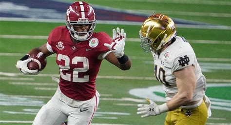 tuscaloosa magazine alabama softball's bailey hemphill has made it clear she wants to win it all. Alabama Beats Notre Dame 31-14, Advances to College Football Playoff Championship Game | Eleven ...