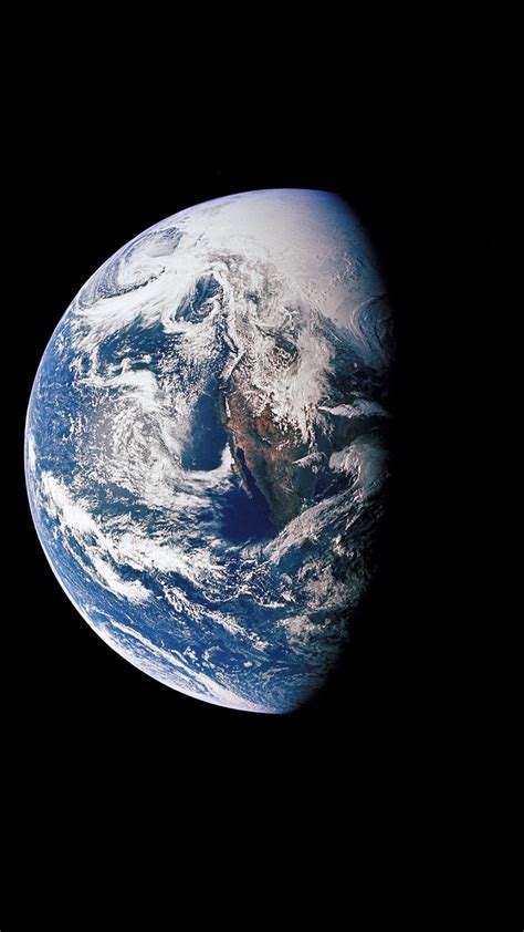 iPhone Of Earth Wallpapers - Wallpaper Cave