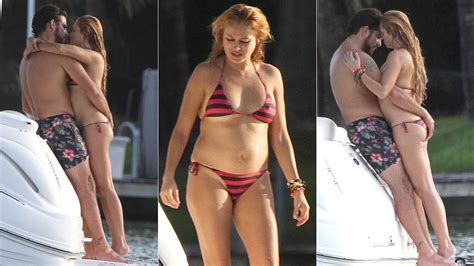 Paulina Rubio rellenita en bikini y con su novio toquetón Hot Sex Picture