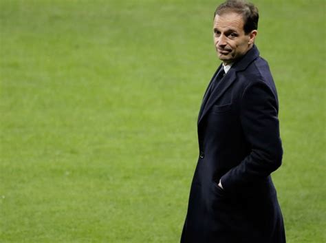Mercato Juventus, si complica il colpo dalla Premier: Allegri su altri