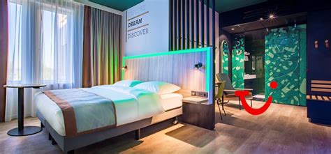Dining options at the hotel include a restaurant and a snack bar/deli. Park Inn by Radisson Brussels Airport (hotel) - Brussel ...