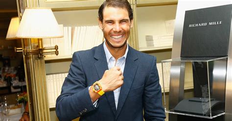 Jun 17, 2021 · rafael nadal wird nicht beim rasenklassiker in wimbledon spielen und hat auch seine olympiateilnahme abgesagt. Tennis pro Rafa Nadal's new $725,000 Richard Mille watch