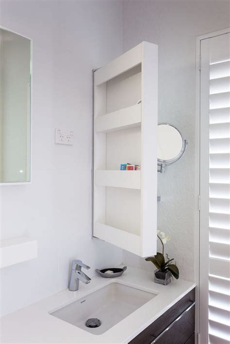 The door handle automatically creates a good 6 inches of space between the door and the wall. Space Saving Ideas For Your Bathroom - Ph: 08-6101-1190 ...