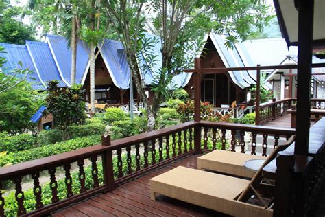 Daerah besut, pulau perhentian besar 22300 teluk pauh малайзия. Coral View Island Resort in Perhentian Island op West ...