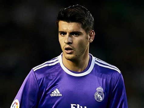 He did not celebrate out of respect for the club that saw him. Real Madrid, Morata : "En Italie les fans sont plus ...