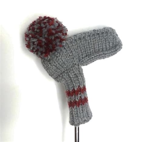 Trendy styled putter cover from crision / verabone collection round studs and skull studs are done in harmony. Golf Putter Cover Pattern (With images) | Knitting accessories
