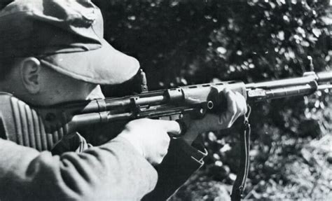air assault rifle germany s fabled fg42 the armory life