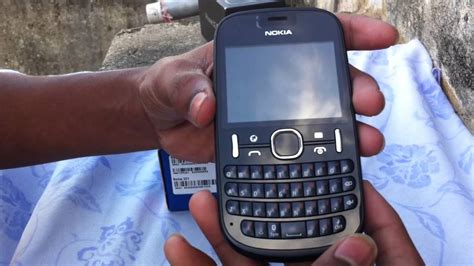 unboxing nokia asha 201 