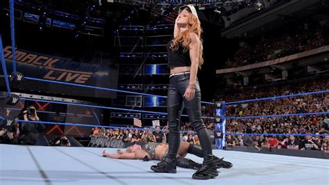 El Combate Entre Becky Lynch Y Charlotte Flair En Hell In A Cell Podría Confirmarse Hoy En