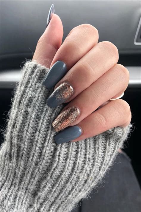 40 Examples Of Grey Silver Nails For A Cool Manicure