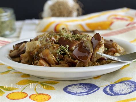 Conditi con una fresca emulsione al profumo di menta. Melanzane a funghetto all'origano | Ricetta contorno ...