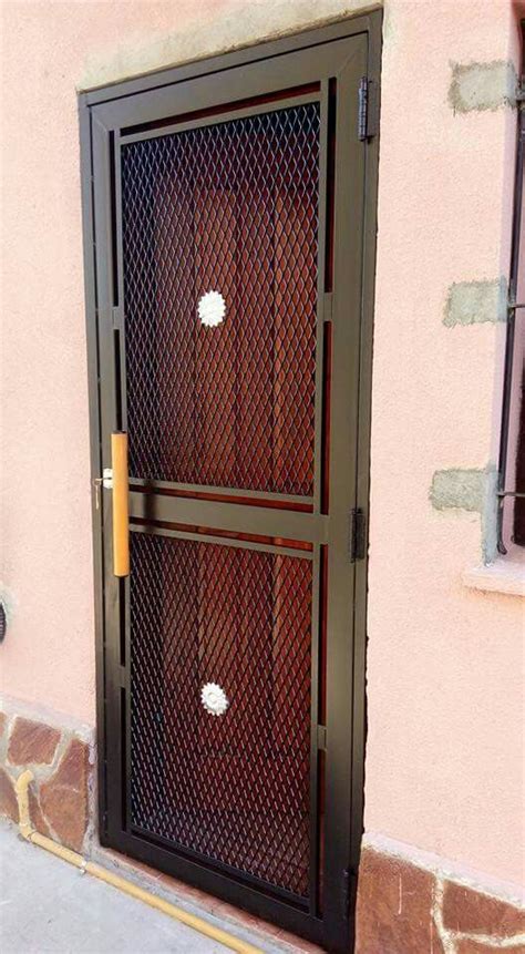 Puertas De Metal Para Exterior Puerta De Aluminio Aluninio Pinterest Puertas De