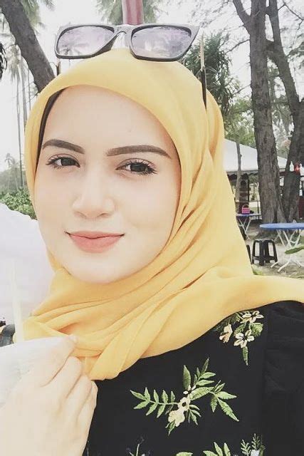 Malay Beautiful Hijaber Asyiqin Khairi Cute Pemuja Wanita Beautiful