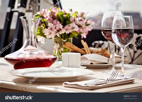 A complete guide including where to place try to plan the table setting to match your menu. Fine Restaurant Dinner Table Place Setting: Napkin ...