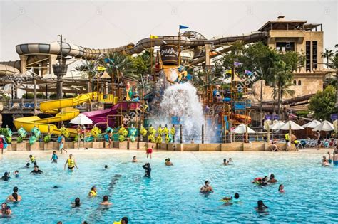 A' famosa water theme park. Que faire à Dubaï ? Meilleurs lieux touristiques à visiter ...