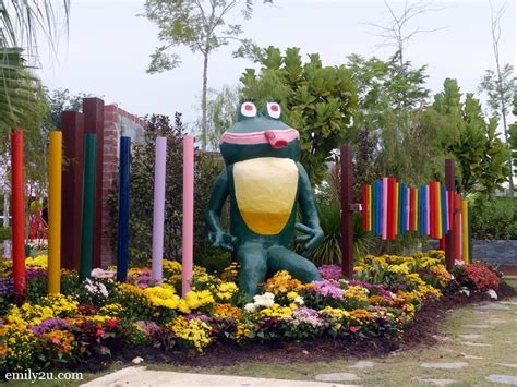 Royal floria putrajaya is a flower and garden festival boast show gardens, garden and floral design center. Royal FLORIA Putrajaya Flower and Garden Festival - From ...
