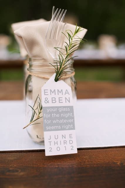 43 Rustic Styled Rehearsal Dinner Decor Ideas - Weddingomania