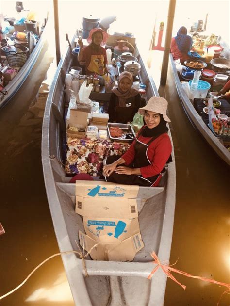 Pasar ini dilancarkan pada 17 september 2016. 'Floating Market Pantai Suri' - Rugi Kalau Korang Tak ...
