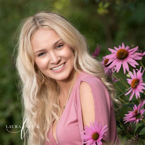 Senior Pictures Photo Gallery By Laura Arick Photography Fishers