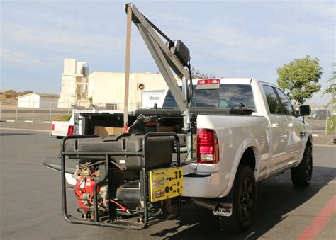 Both cabs and boxes come in longer and shorter sizes. Pickup Trucks - SpitzLift Portable Crane
