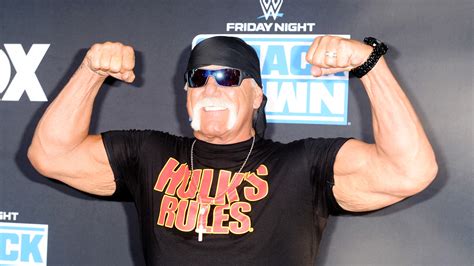 Hulk Hogan S Rep Shuts Down Claim That Star Is Paralyzed He S In Good