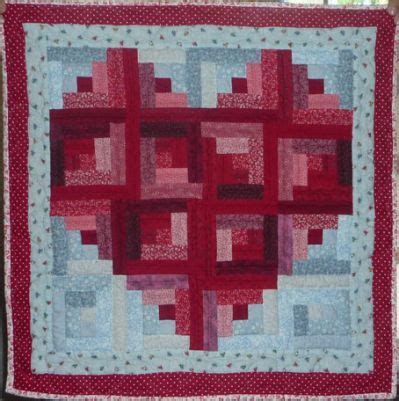 However, it works nicely with fat quarters and precut 2.5 strips as well. 56 best images about Quilting,patchwork | Heart quilt ...