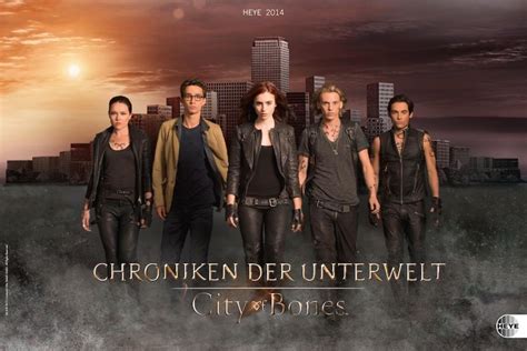 I really feel that someone who hadn't read the books would have no idea what was going on. Lustige Werbeaktion zu 'City of Bones' - the.penelopes ...