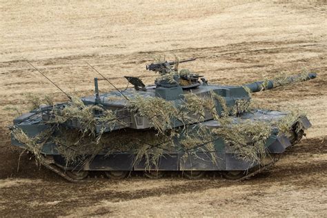 Hd Wallpaper Type 10 Japanese Main Battle Tank Camouflage The Field