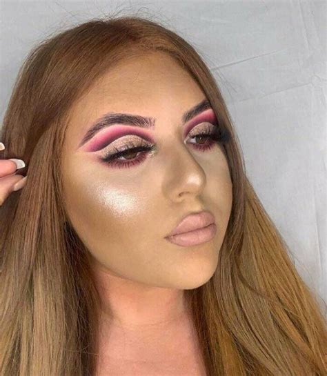 30 Hilarious Makeup Fails Submitted To This Online Group Demilked