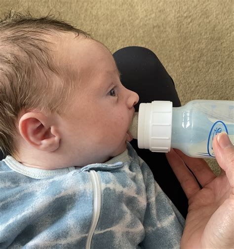 How to Introduce a Bottle and Use Paced Bottle Feeding - Well Rested ...