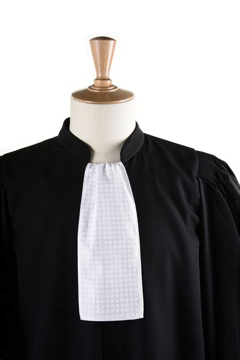 Comment S Appelle La Robe De Magistrat - robe d’avocat | Nun dress, Dresses, Fashion