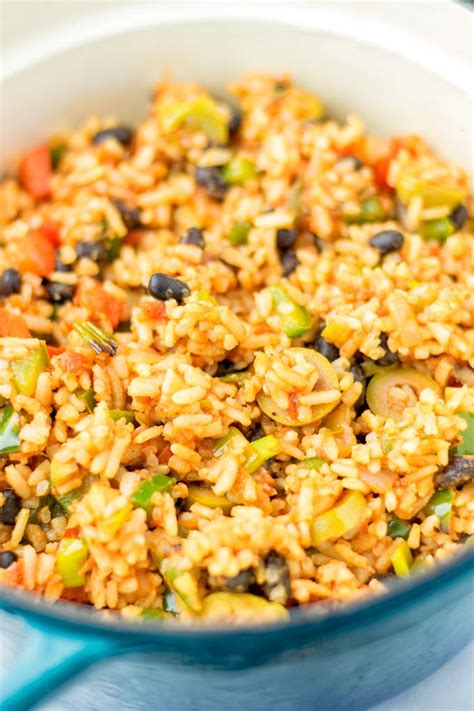 Ingredients 1 can red kidney beans2 tablespoon of sofrito1 packet of sazon1/2 teaspoon of adobo2 tablespoons of green olives1 potato 1/4 teaspoon of black pe. Spanish Rice and Beans - Contentedness Cooking