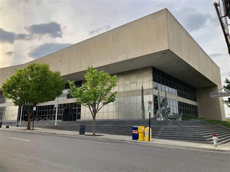 Roanoke City Courthouse in Roanoke, Virginia. Paul Chandler April 2019