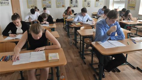 Ministerstvo zdravotnictví v ní opomenulo pracovníky mateřských a speciálních škol, uvedl plaga na twitteru. INFO.CZ | Plaga nařídil přehodnotit maturitní test z ...